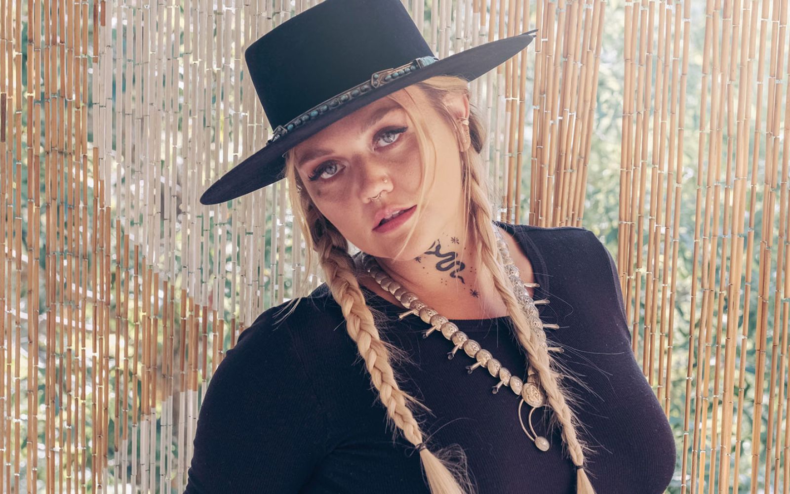 Country artist Elle King will perform at The Clyde Theatre on Thursday, Sept. 5.