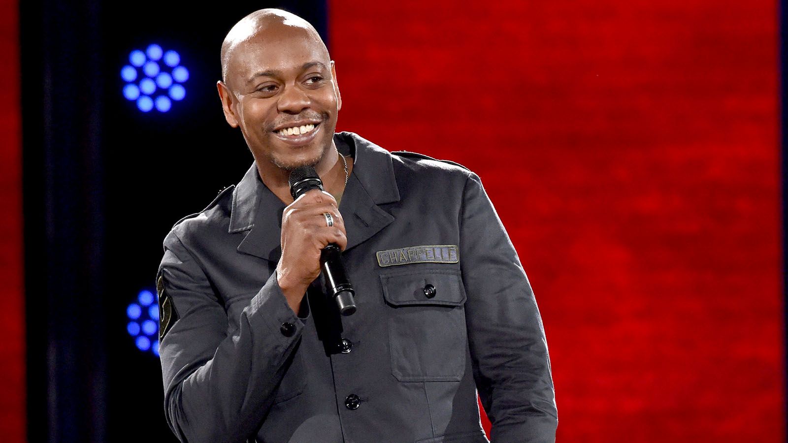 Comedian Dave Chappelle will embark on a tour in late August.