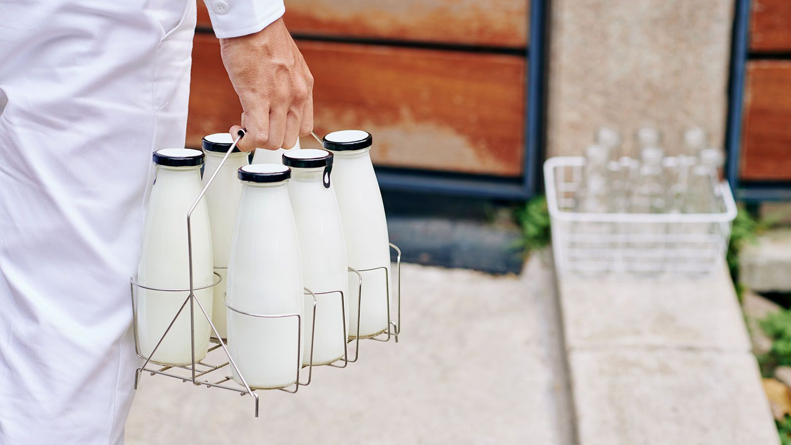 Kuehnert Dairy Farm will soon bring milk to your door.