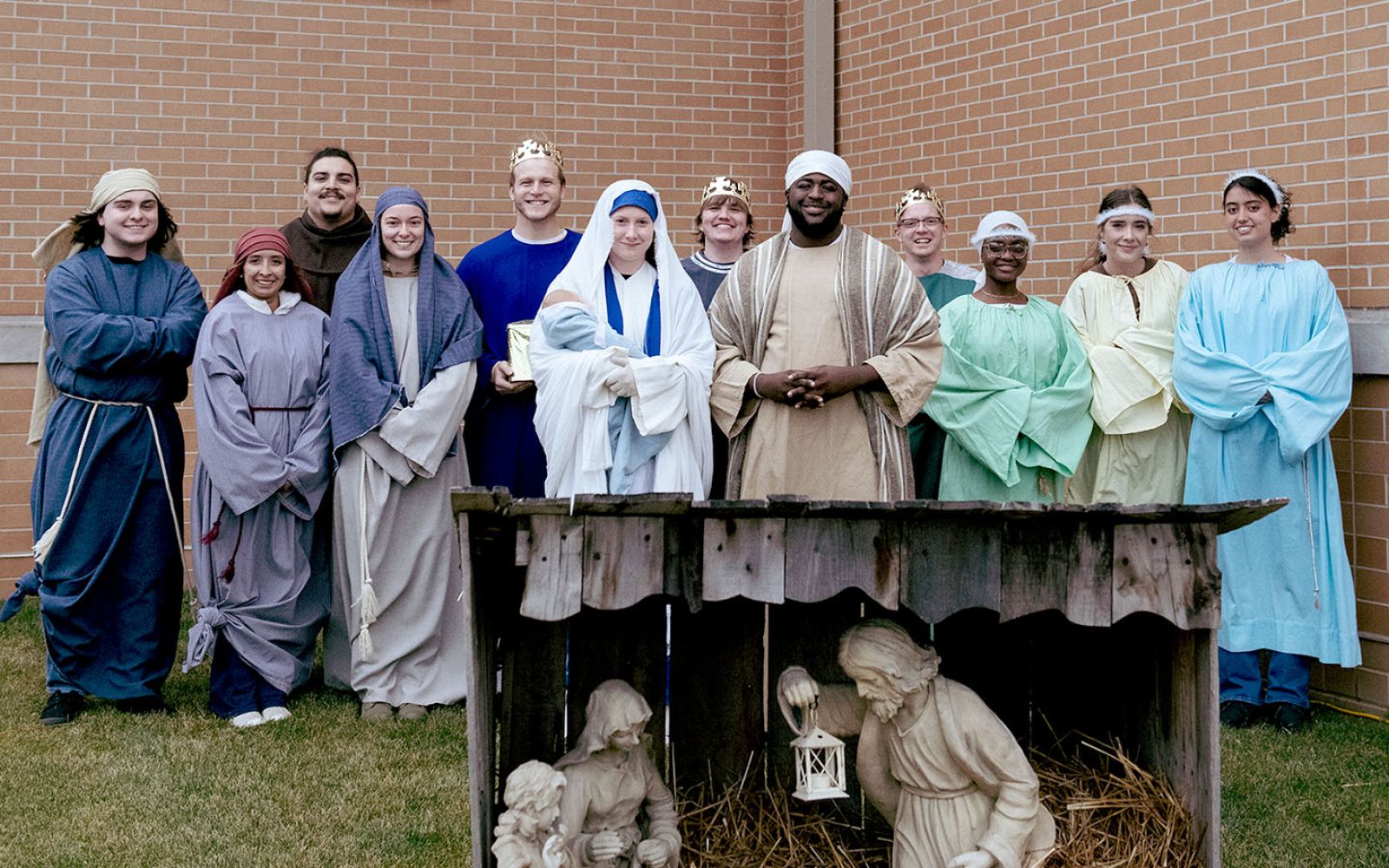 A Living Nativity will follow the Lighting of the Lake on Dec. 8 at the University of Saint Francis.