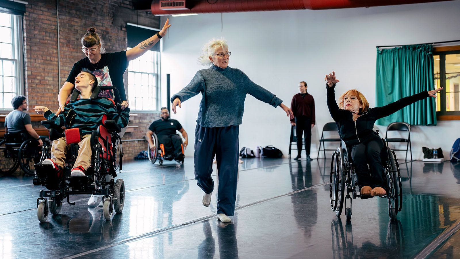 Fort Wayne Dance Collective company members learn the Dancing Wheels Company’s repertoire.