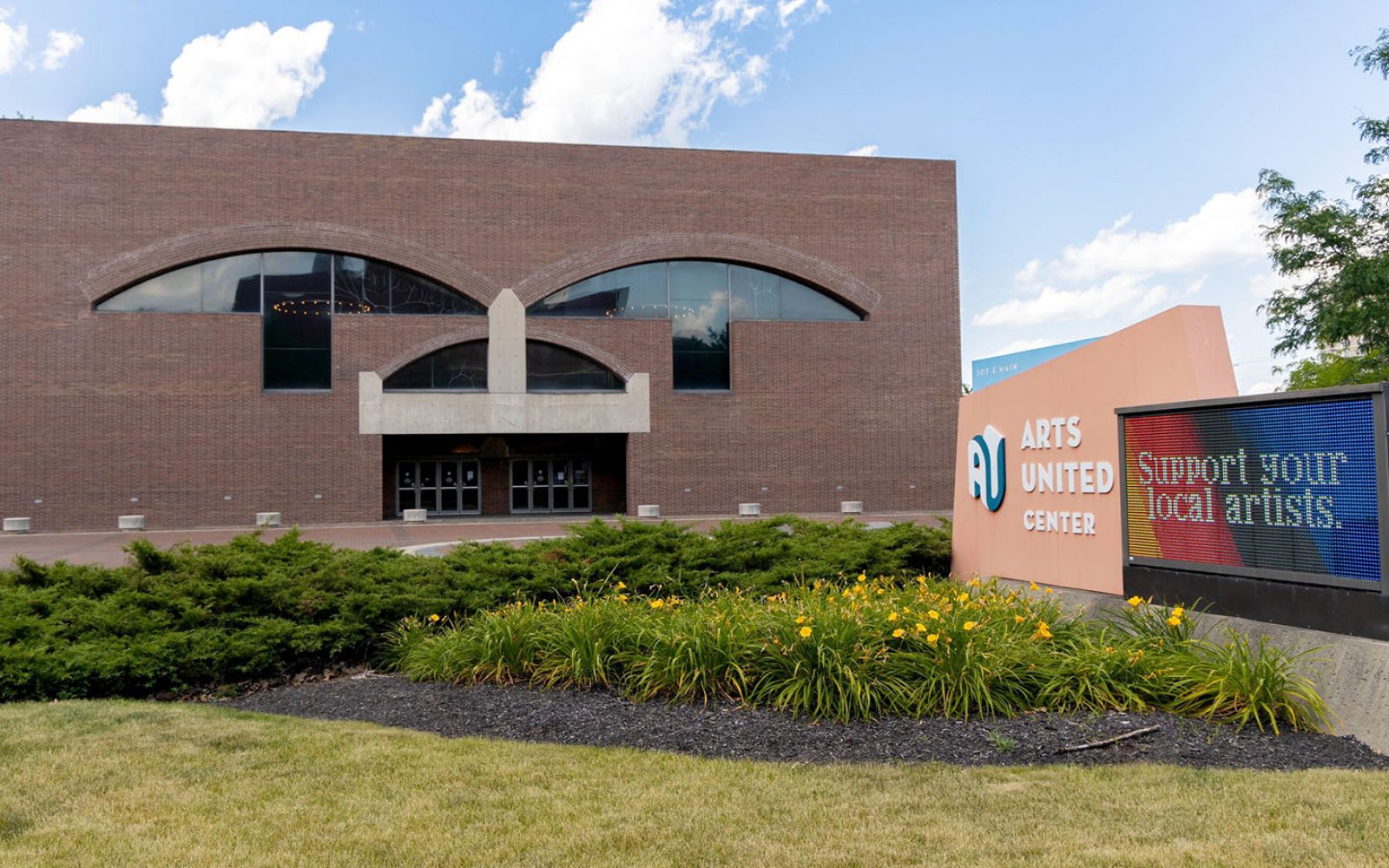 The National Park Service has formally listed downtown Fort Wayne’s Arts United Center on the National Register of Historic Places with National Significance.