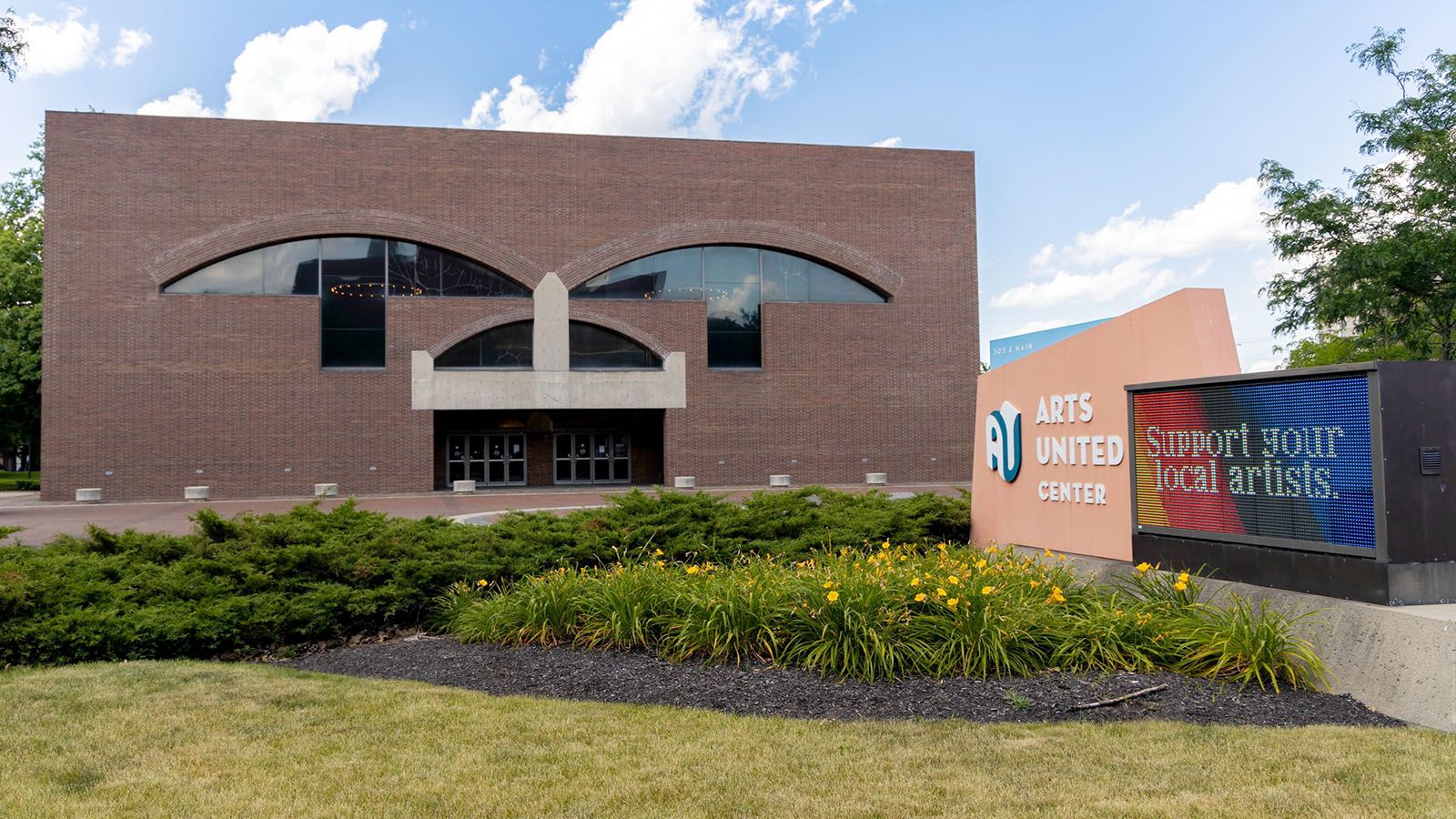 The National Park Service has formally listed downtown Fort Wayne’s Arts United Center on the National Register of Historic Places with National Significance.