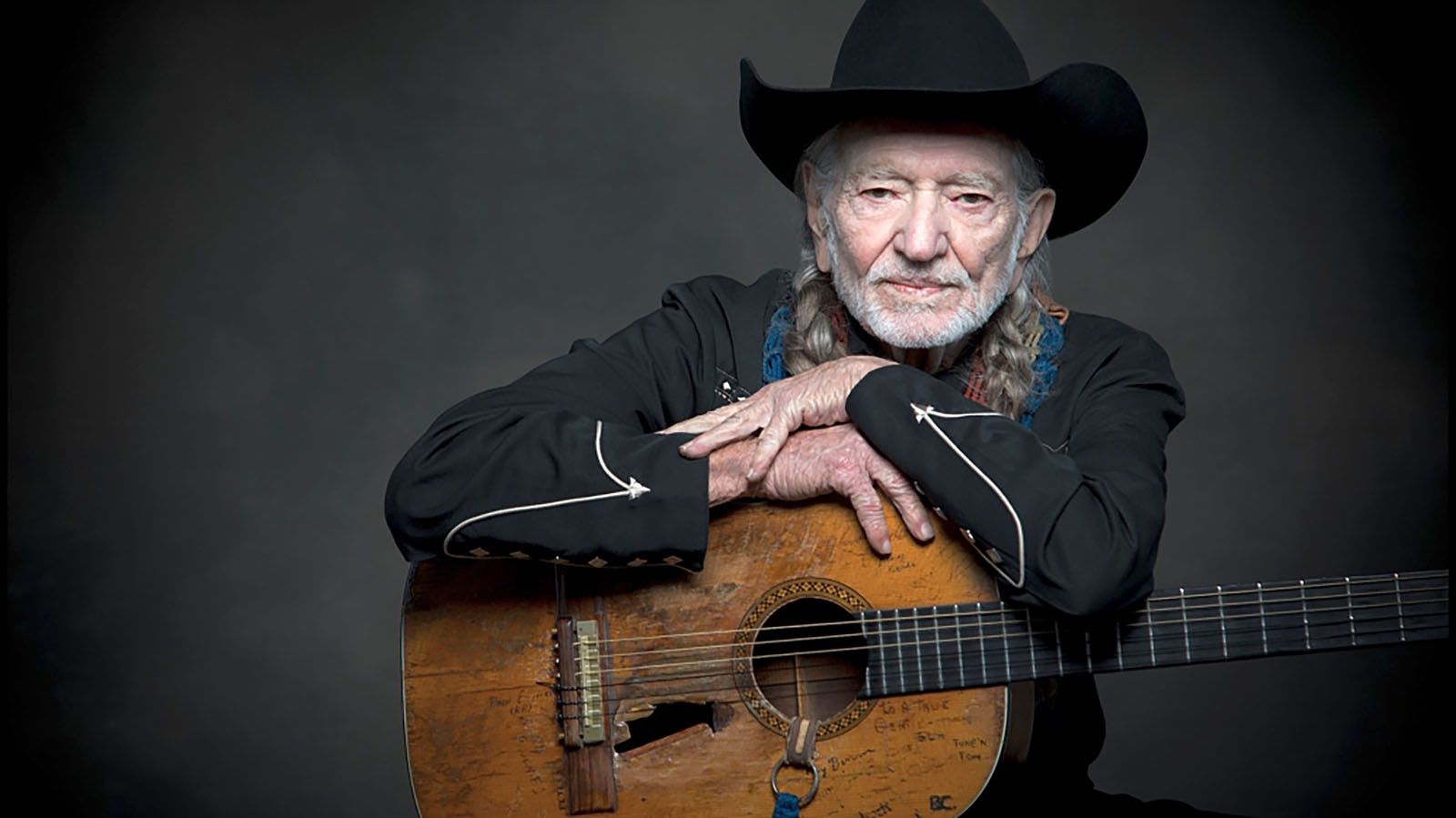 Willie Nelson will be at Foellinger Theatre on May 25.