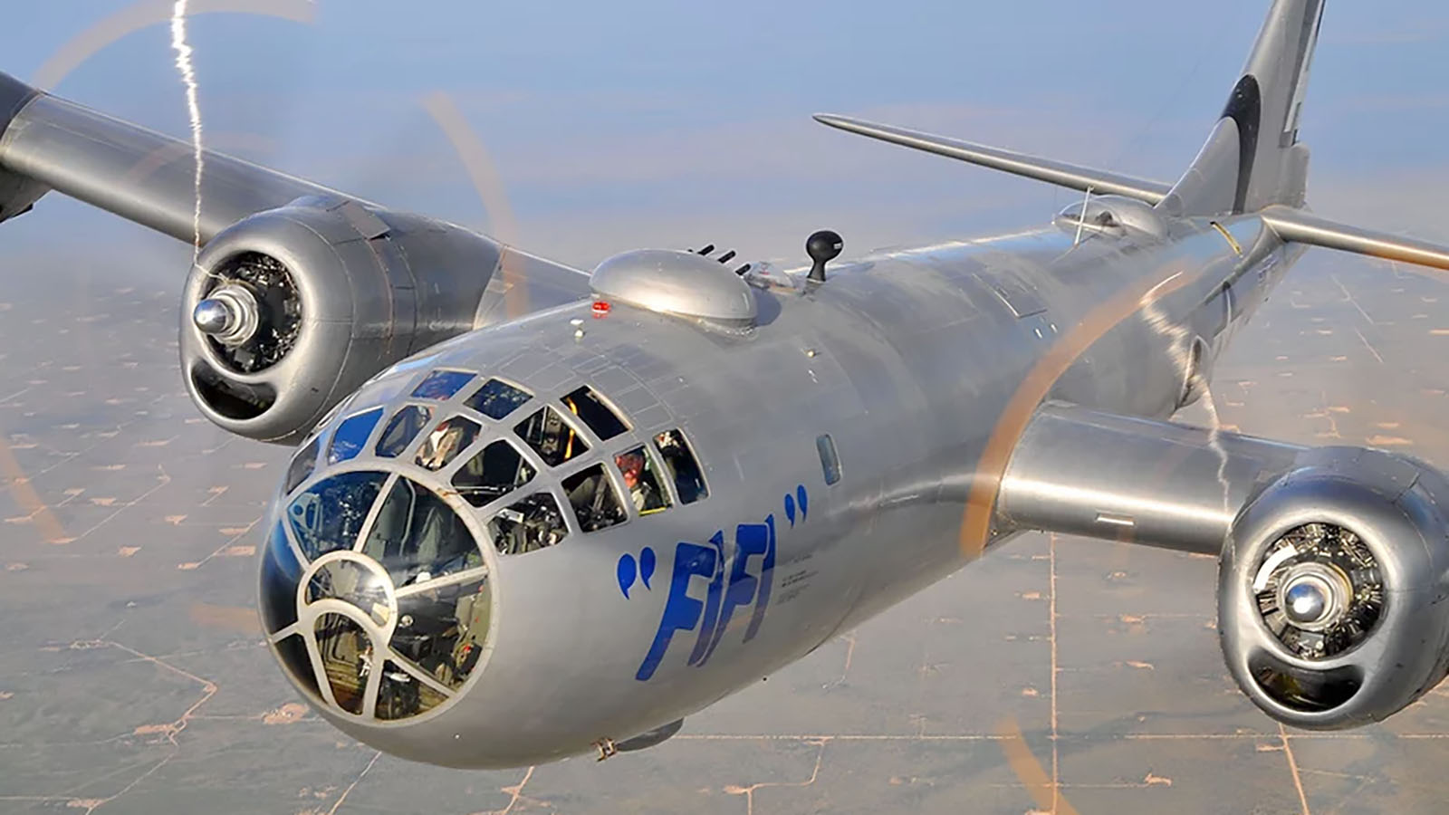 get-up-close-and-personal-with-wwii-aircraft-whatzup