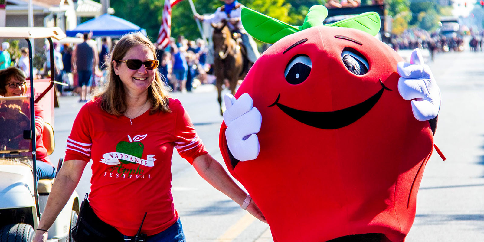 Apple Festival gets under way in Nappanee — Whatzup