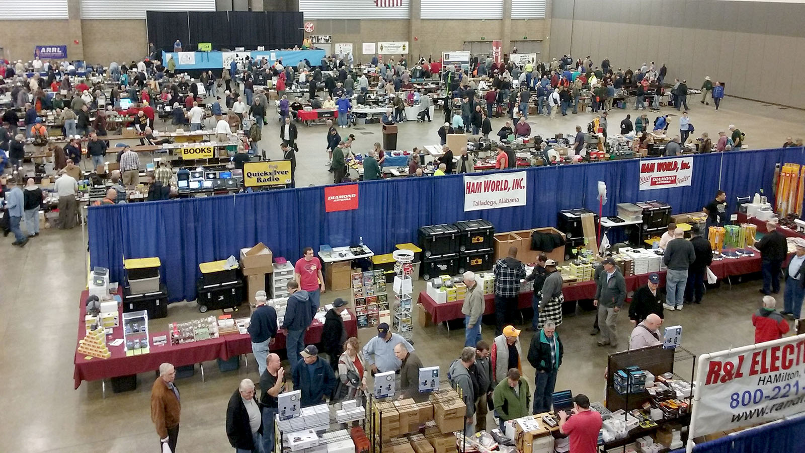 Quick Hit Fort Wayne HamFest & Computer Expo — Whatzup